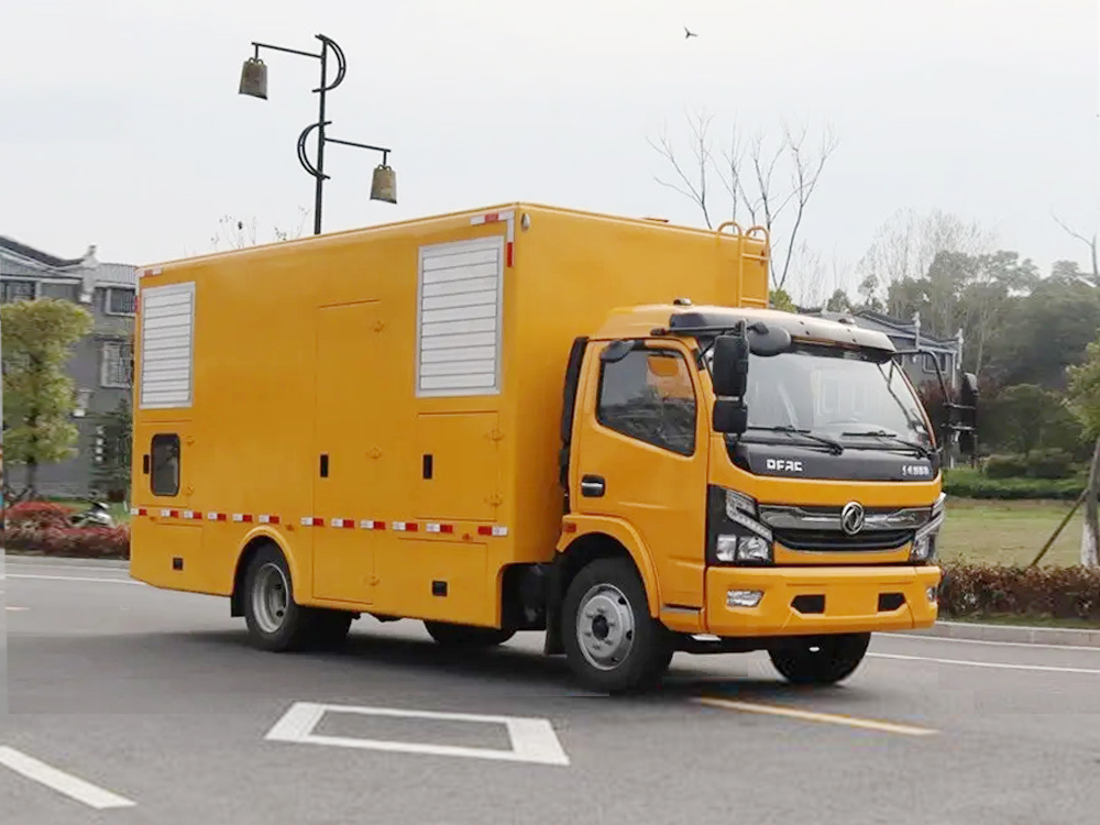 東風(fēng)多利卡電源車200KW